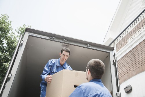 Moving preparation checklist for a home relocation in Swiss Cottage